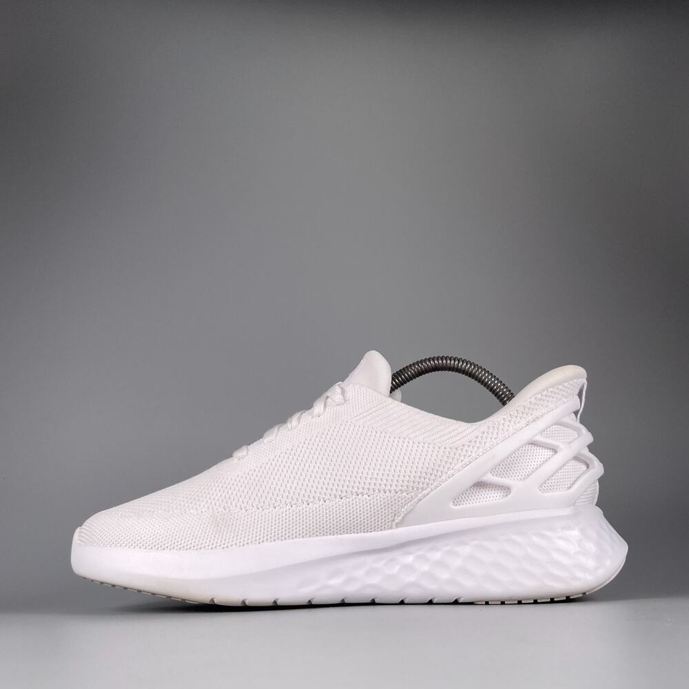 Kizik Unisex Athens Women's Size 9.5 Triple White Athletic Shoes Casual Sneakers